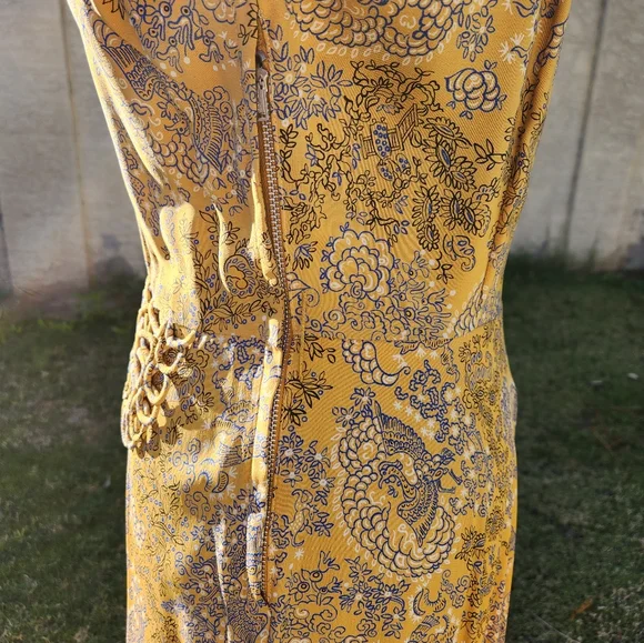 Vintage 1940s Novelty Print Dress with Lattice Features - Picture 8 of 13